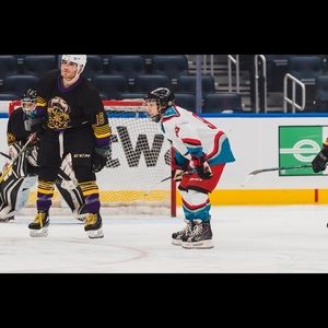 Meet your Posher, Gregory